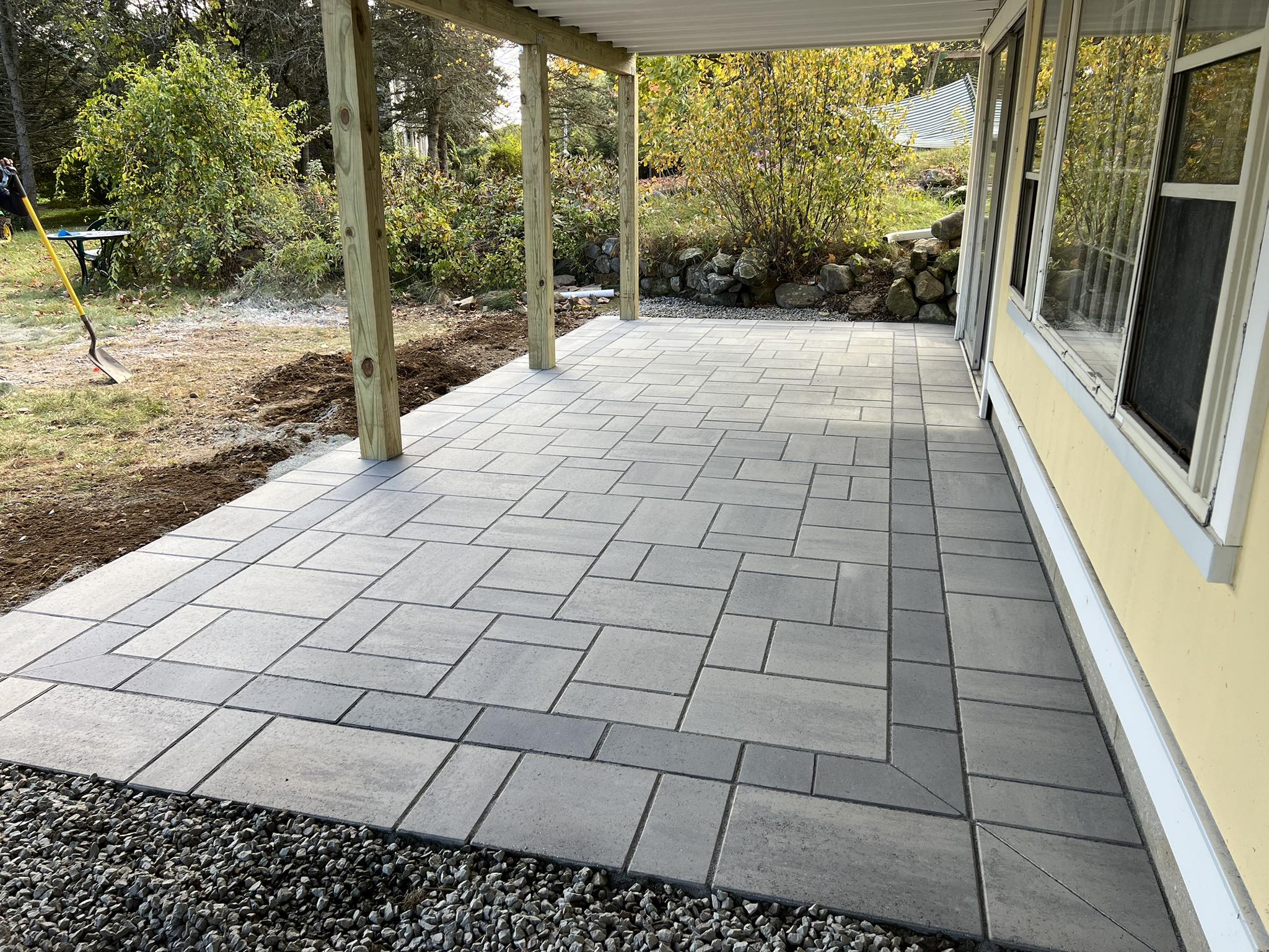 Retaining Wall Construction Guide Design, Steps & Materials